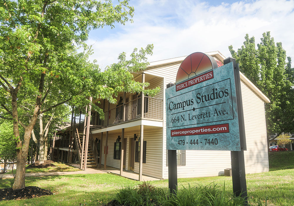 Campus Studio Apartments Fayetteville Ar Pierce